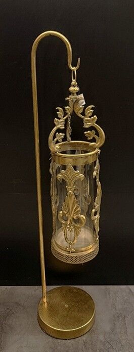 METAL AYAKLI SARKMA MUMLUK