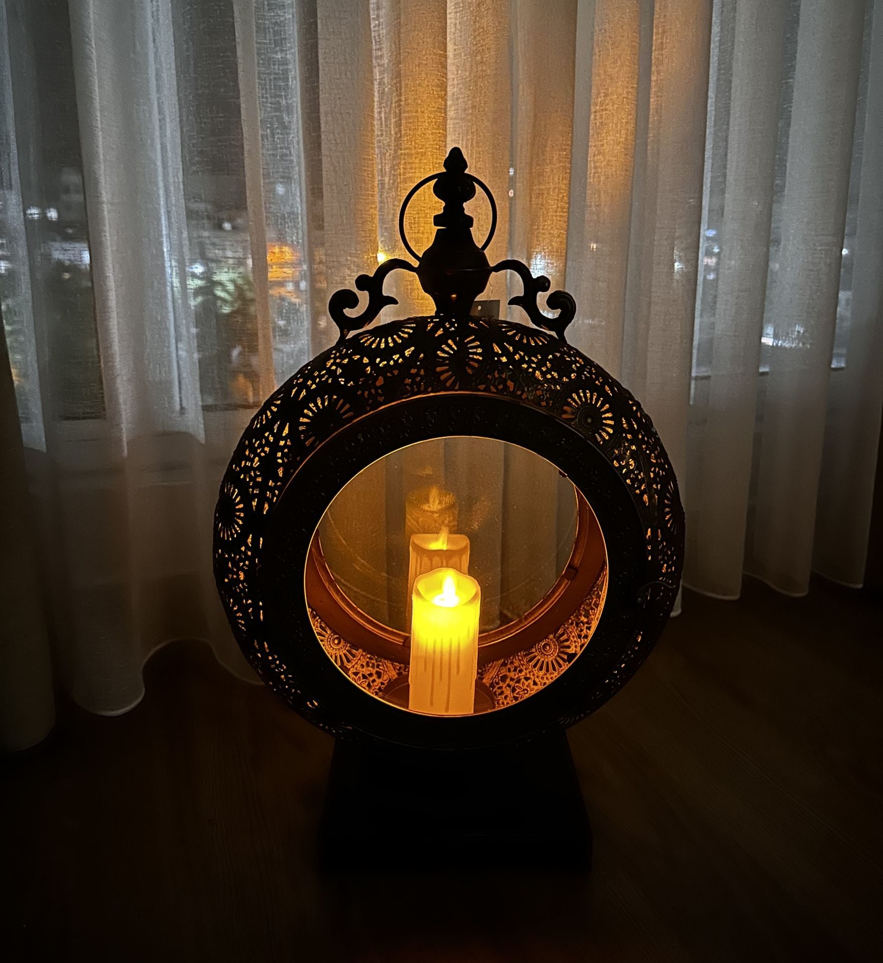 METAL DEKORATİF MUMLUK